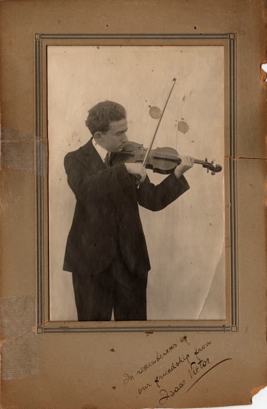 Framed photo of Victor Issac